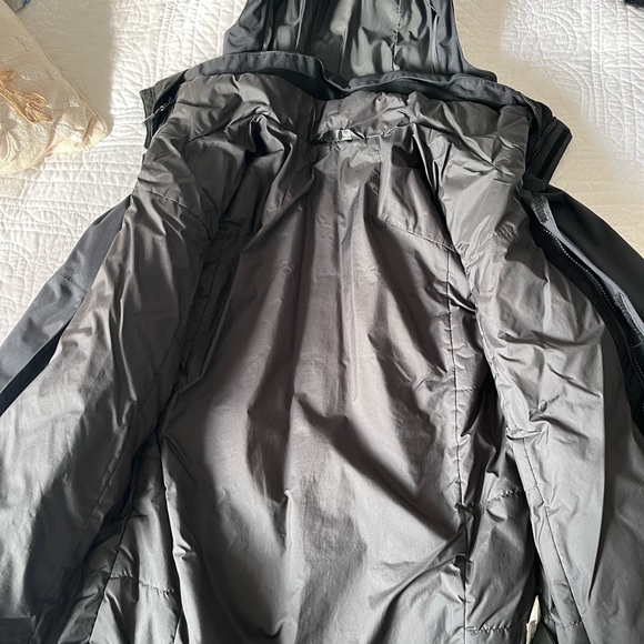 Men's Black Jacket - Picture 4 of 5